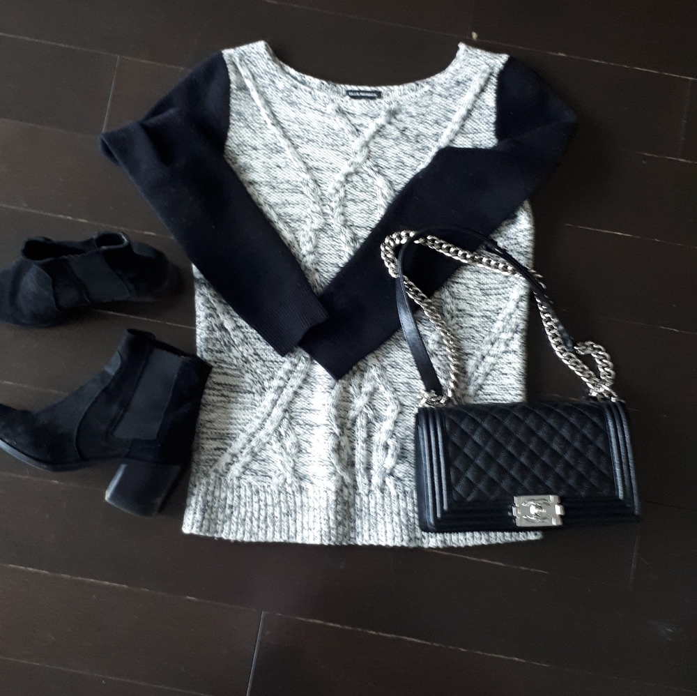 🌃Host Pick 🌃Club Monaco cashmere/wool swear GUC